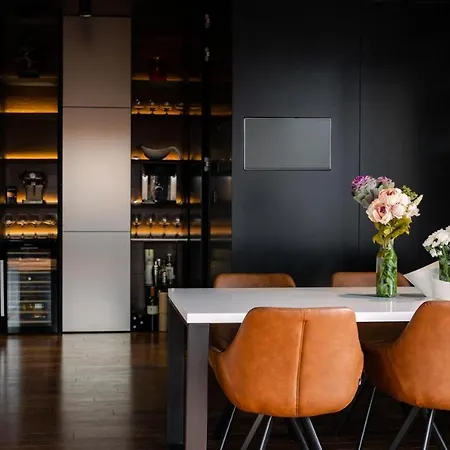 Lägenhet Roof 69 Luxury Penthouse