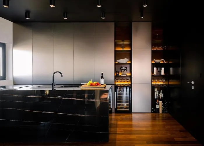 Roof 69 Luxury Penthouse