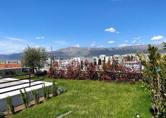 Roof 69 Luxury Penthouse 公寓 *